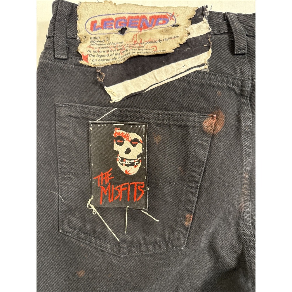 JEANS MENS 32X32 Vintage Punk Rock Misfits Patch DIY Distressed Black